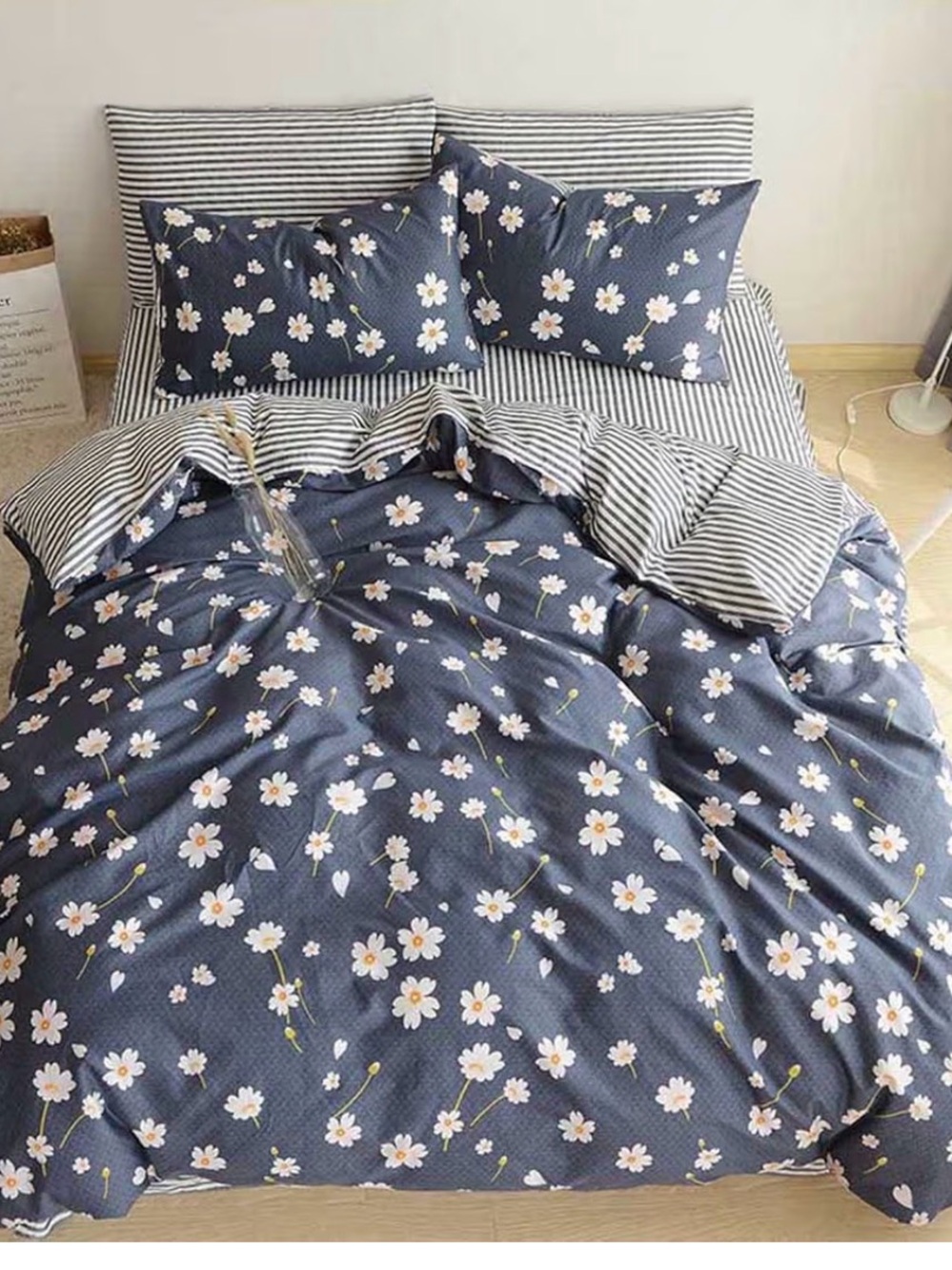 Classic Navy Duvet Cover with White Daisy Print - Reversible Stripe
